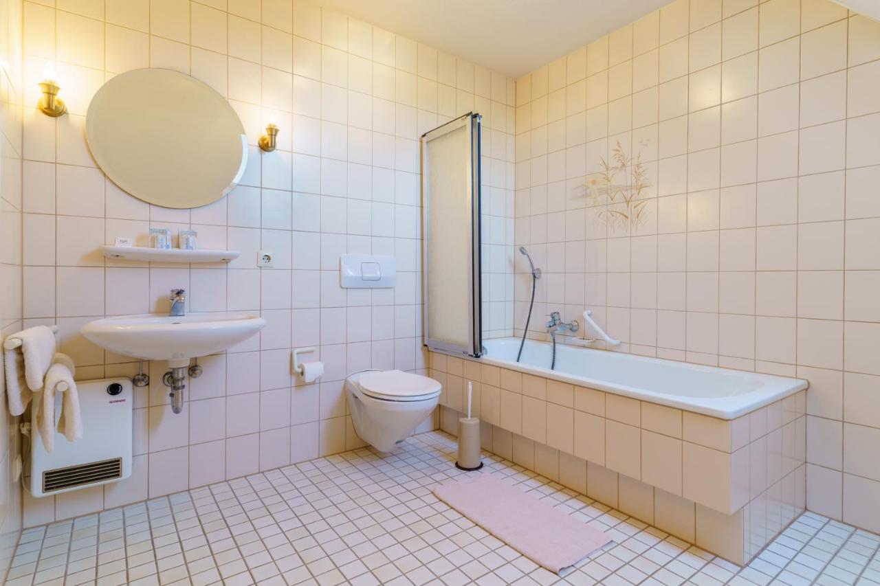 Hotel Sonne ゴットマーディンゲン エクステリア 写真